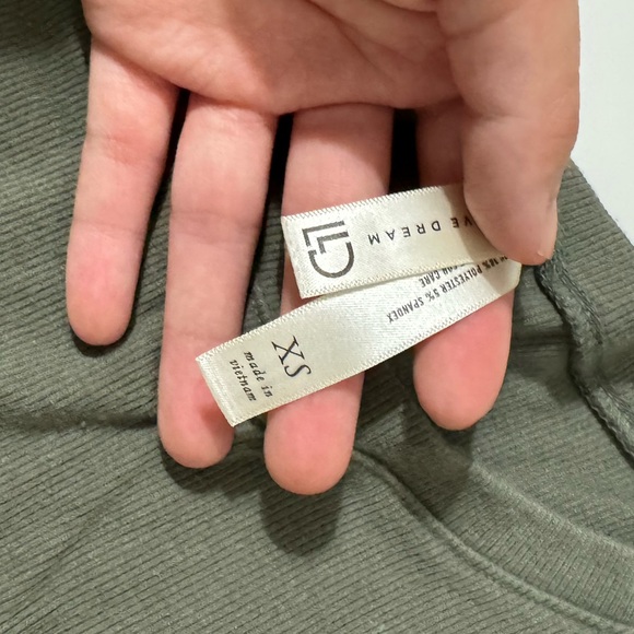 Aeropostale Olive Green Top - Picture 2 of 3